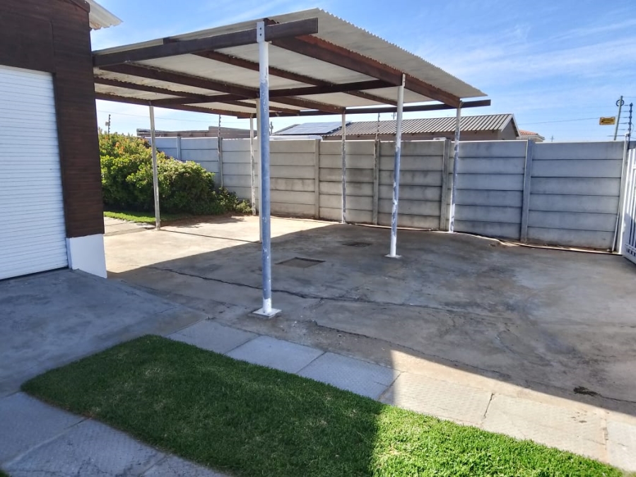 Commercial Property for Sale in Lamberts Bay Western Cape
